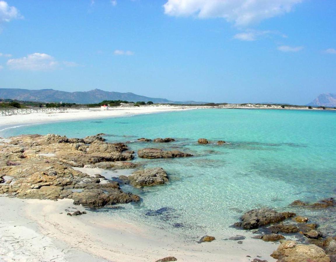 Appartamento Brezza Marina Budoni Buitenkant foto